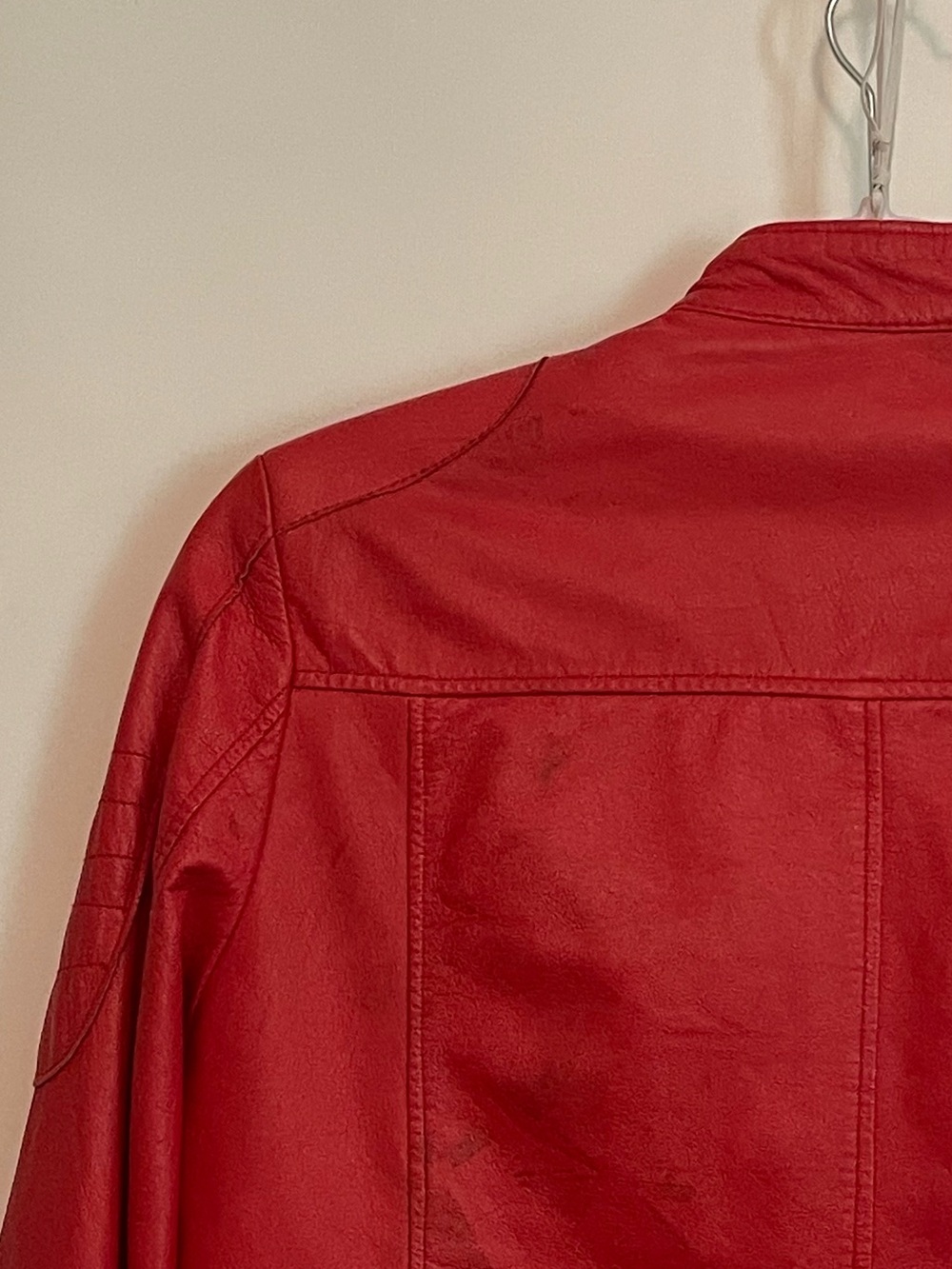 Vtg Norma Della Legge Red Leather Cropped Moto Jacket Made in Italy 44 US M flaw - Picture 6 of 12